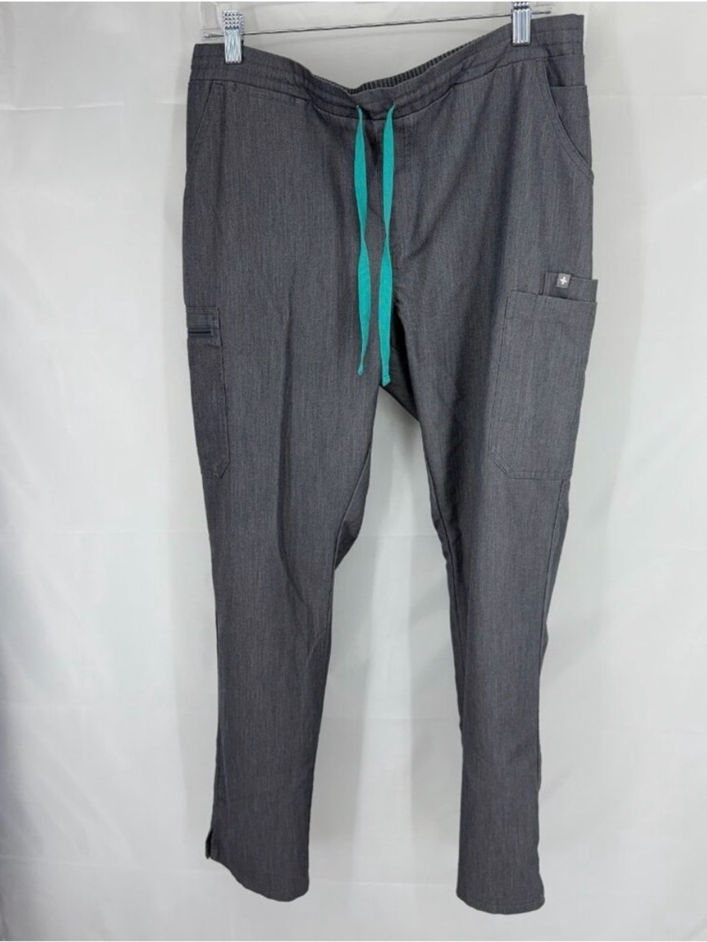 Figs Yola Scrub Pants in Graphite